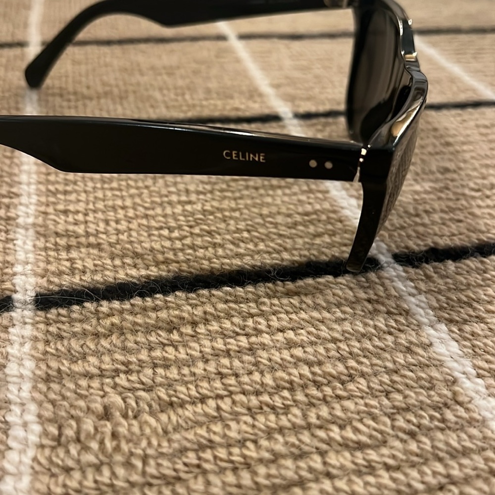 Celine Sunglasses CL40088I - Picture 2 of 5